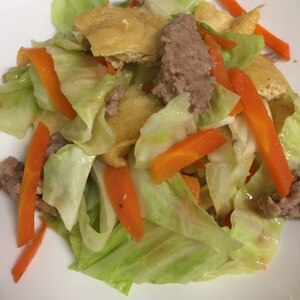 節約わざ！油揚げとキャベツの回鍋肉風炒め